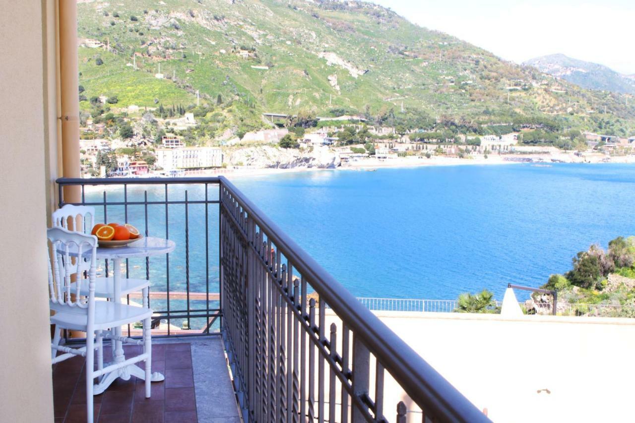 Taonasi Mazzaro Apartments タオルミーナ エクステリア 写真